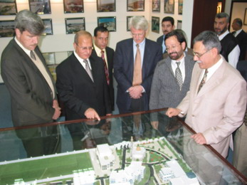 IUG Sings an Agreement with ANERA and INTEL to Establish INTEL IT Center of Excellence